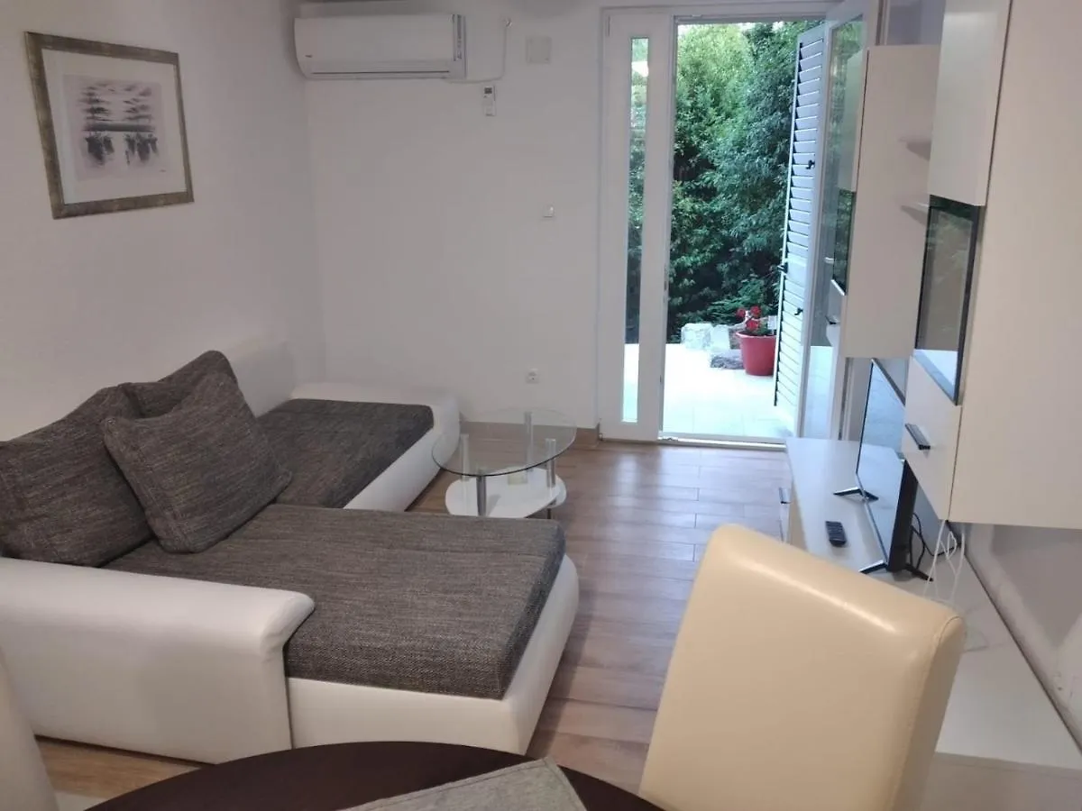 Apartment Apartman Ivano Kastela Croatia