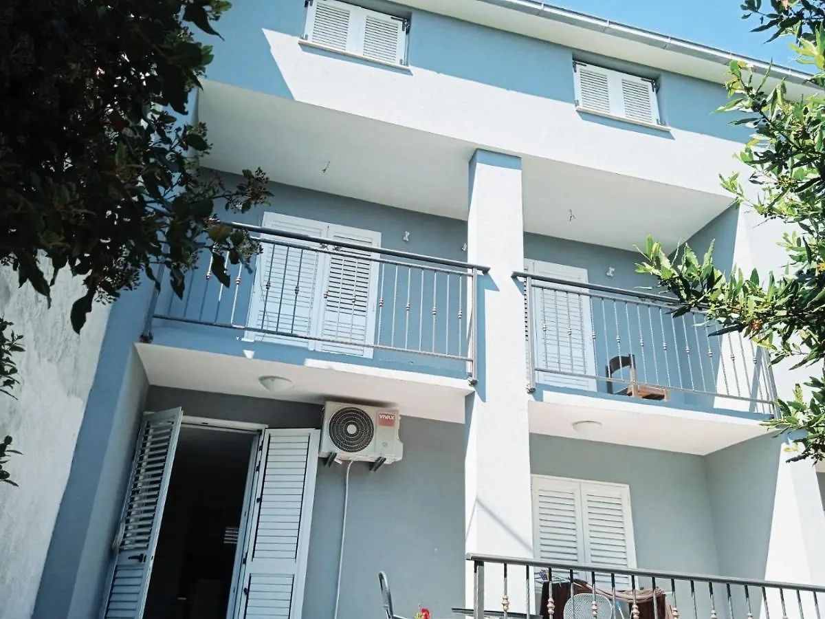 Apartment Apartman Ivano Kastela